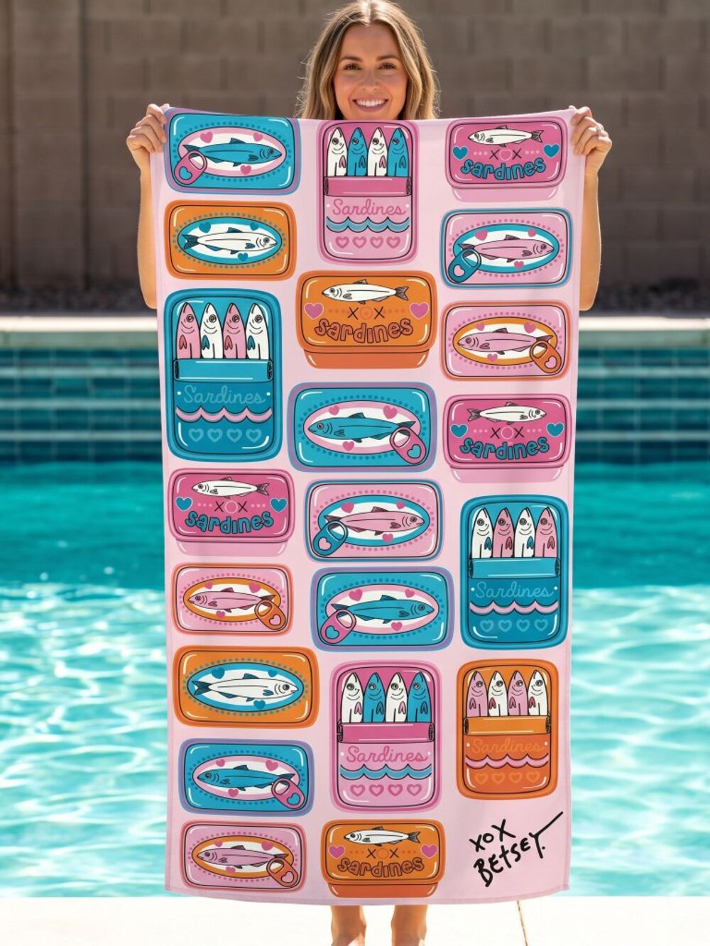 🐟🌊 NWT Betsey Johnson Sardines Beach Towel – Colorful Coastal Summer Vibes! 🌊